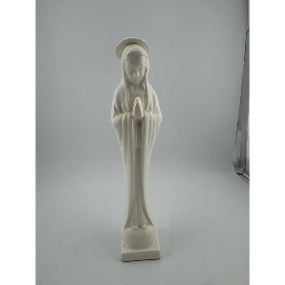 Vintage Virgin Mary Statue Religious Figurine Madona Catholic Decor - Picture 1 of 4
